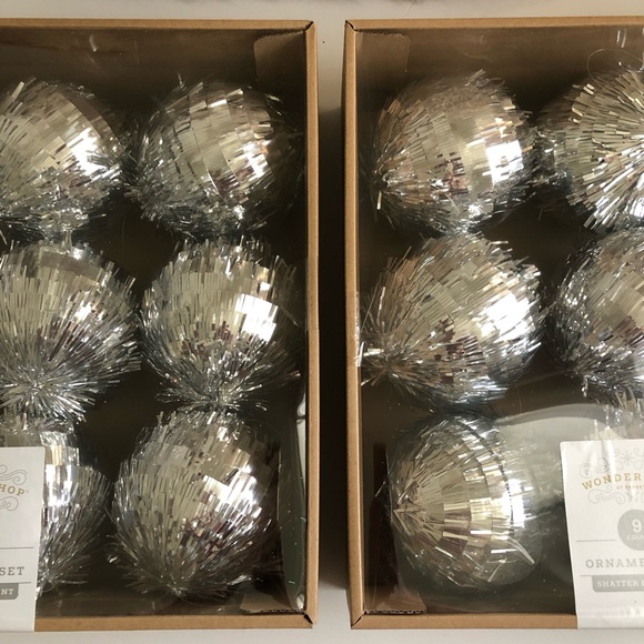 Tinsel Ball Silver Ornament sets - Picture 6 of 7